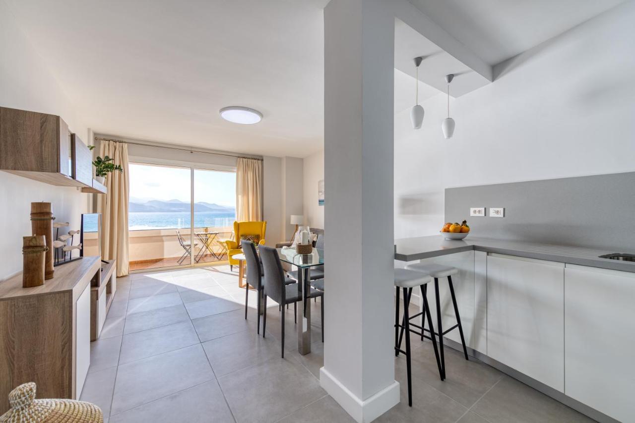 Living Las Canteras Homes - Bright Beachfront Лас Палмас де Гран Канария Екстериор снимка